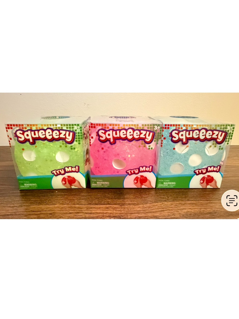 Sunny Days Jumbo Squeezy Dice – Pink (1PC)